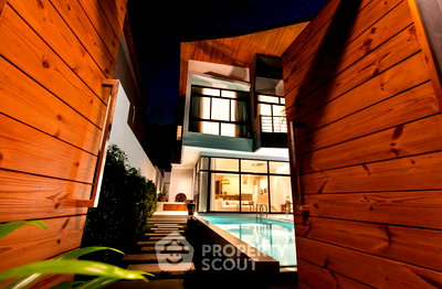 บ้านเดี่ยว เมืองภูเก็ต ภูเก็ต : วิลล่า 3-ห้องนอน ใน ราไวย์ (ID 2804949)