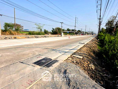 Land for sale วิทยาลัยเทคโนโลยีทางการแพทย์และสาธารณสุขกาญจนาภิเษก : 11,200 m² Land for Sale in Rat Niyom (ID 2805793)