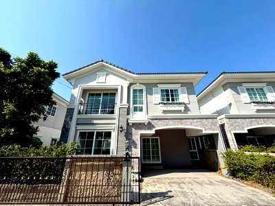 เช่าบ้านเดี่ยว วิทยาลัยพณิชยการบางนา : ให้เช่าโกลเด้น นีโอ สุขุมวิท-ลาซาล