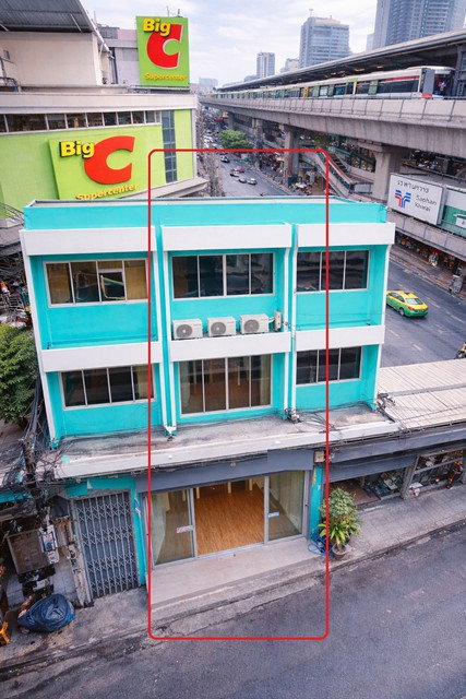 รูป BTS สะพานควาย MRTสุทธิสาร เช่าโฮมออฟฟิศ 3 ชั้น อินทามระ12-16 2-3นอน วิภาวดี 2น้ำ 16,999บาท-เดือน - รูปที่ 1/8