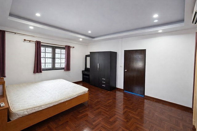 รูป ซอยวัชรพล1-5 เทพรักษ์ โลตัสวัชรพล 800 ม.แอร์3 บ้านเดี่ยว 3นอน 3 ห้องน้ำ บิ๊กซีวัชรพล 600 ม. 36 ตร.ว. - รูปที่ 3/8