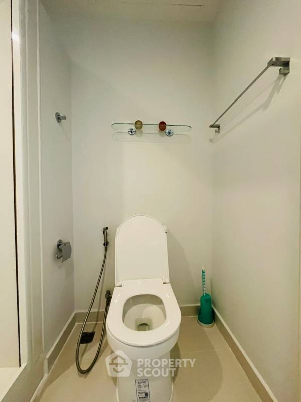 รูป คอนโด 1-ห้องนอน ที่ เดอะ รูม สาทร-ตากสิน ใกล้ BTS โพธิ์นิมิตร (ID 972731) - รูปที่ 9/10