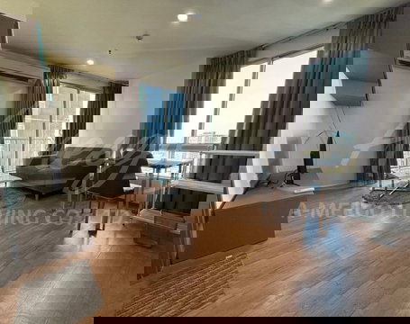 16,000 The Base Sukhumvit 77 BTS Onnut contact line:katk03