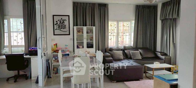 รูป บ้าน 3-ห้องนอน ใน บางศรีเมือง (ID 2636907) - รูปที่ 2/3