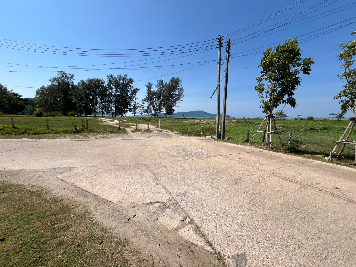 รูป ให้เช่าที่ดินติดชายหาดผืนใหญ่ "ซอยป่าหล่าย ภูเก็ต" – ทำเลศักยภาพเพื่อเมกะโปรเจกต์ของคุณ - รูปที่ 2/19
