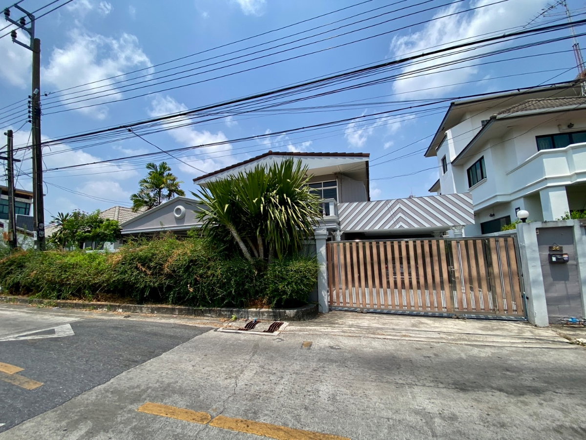 รูป ขายบ้านเดี่ยว 2 ชั้น อมรพันธ์ 9 เสนานิคม 1 ที่ดินใหญ่ 85 ตร.ว. รีโนเวทใหม่ ไม่มีค่าส่วนกลาง ใกล้ BTS เสนานิคม และ ม.เกษตรศาสตร์ - รูปที่ 38/40