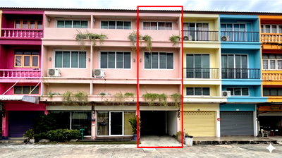 Shophouses for sale Lamlukka Khlong Song  : 3-story home office for sale in Lam Luk Ka, Khlong 2. Empty building with a bedroom on the 3rd floor and a rooftop.