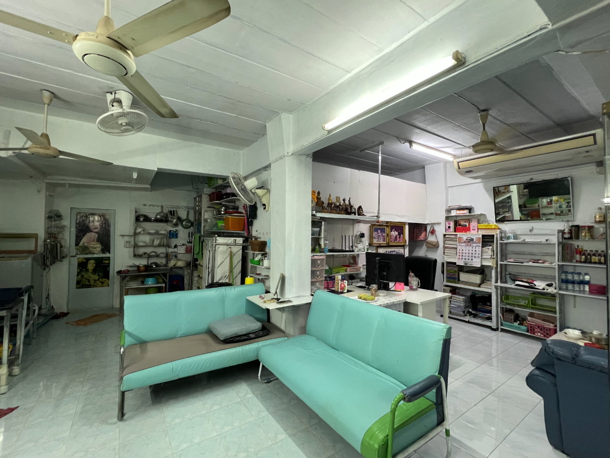 รูป คอนโดนิรันดร์เรซิเดนซ์3 รามคำแหง2 ชั้น1 ตึกH (2 ห้องเจาะทะลุหากัน) - รูปที่ 2/4