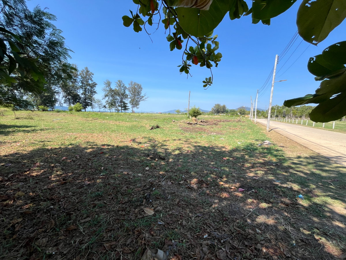 รูป ให้เช่าที่ดินติดชายหาดผืนใหญ่ "ซอยป่าหล่าย ภูเก็ต" – ทำเลศักยภาพเพื่อเมกะโปรเจกต์ของคุณ - รูปที่ 3/19