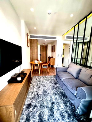 เช่าคอนโด MRT สุขุมวิท : 📍ให้เช่า Muniq Sukhumvit 23 | 1 Bedroom Pet-friendly🐈🐕 43 ตร.ม. ใกล้ BTS อโศก 300 ม. คอนโด Luxury ใจกลางเมือง พร้อมเข้าอยู่ 1 พ.ค. 2569
