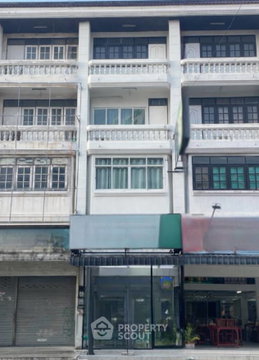 ทาวน์เฮ้าส์ 2-ห้องนอน ใกล้ แหลมฉบัง (ID 2773206)