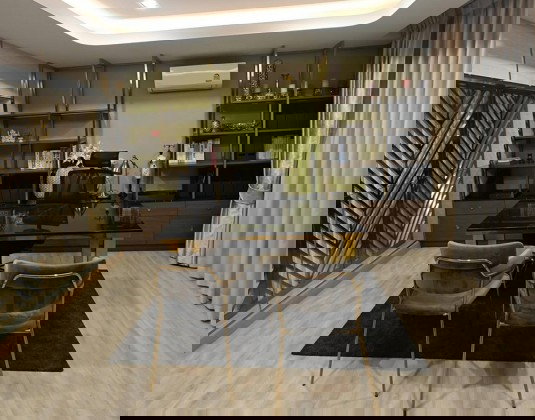 รูป ให้เช่าทาวน์โฮม / โฮมออฟฟิศ 3.5 ชั้น ซอยลาดพร้าววังหิน / ใกล้ รพ.เปาโล โชคชัย 4 / เฟอร์นิเจอร์ครบ / อยู่อาศัย หรือ Home Office จดบริษัทได้  - รูปที่ 11/12