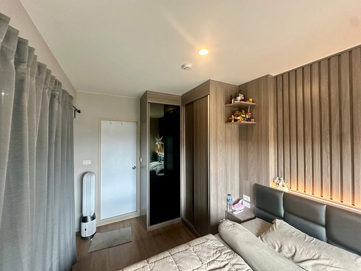 รูป ให้เช่า 🏙️ Lumpini Selected Charan 65–Sirindhorn ห้องแต่งครบ Built-in ทั้งห้อง ติด MRT สิรินธร เดินไม่กี่ก้าว พร้อมอยู่ต้นมิถุนายน 🚝✨ - รูปที่ 5/8