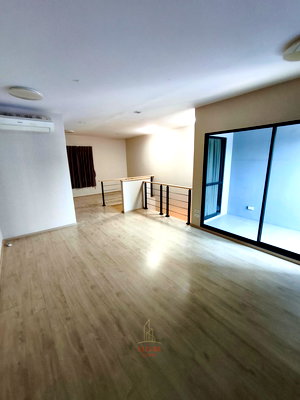 Townhouses for rent : RH041026 For rent: 3-story townhome with 3 bedrooms at Arden Pattanakarn, Soi Pattanakarn 20.