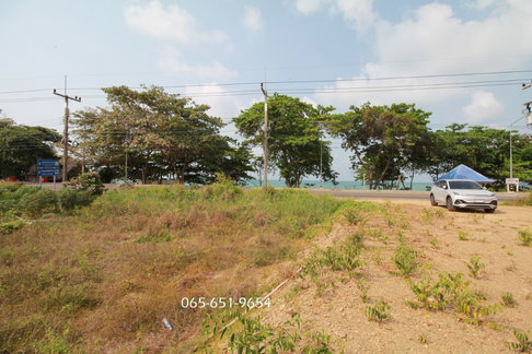 ขายที่ดินริมทะเล 5-2-46 ไร่ ติดหาดแม่รำพึง ระยอง แปลงสวย ติดถนน 3 ด้าน เหมาะพัฒนาโครงการ