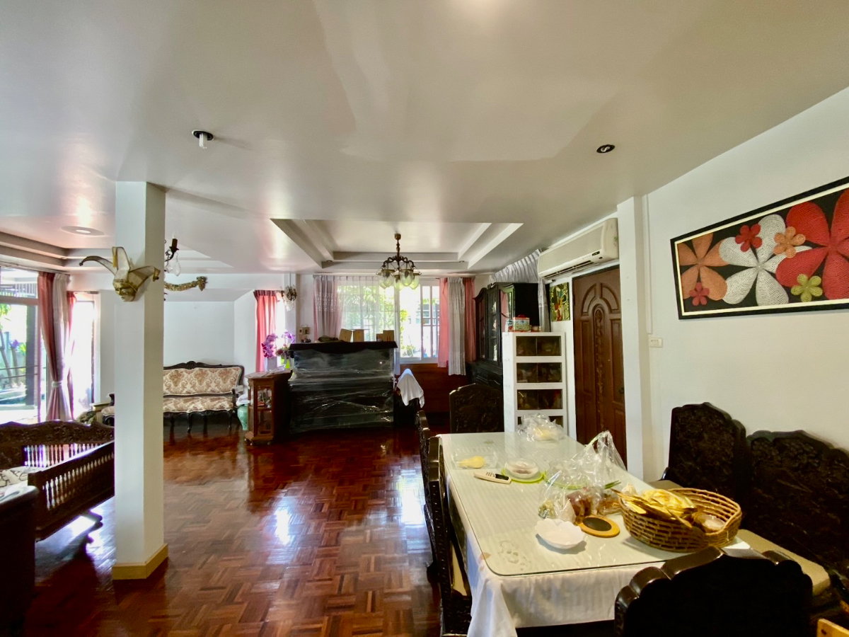 รูป ขายบ้านเดี่ยว 2 ชั้น อมรพันธ์ 9 เสนานิคม 1 ที่ดินใหญ่ 85 ตร.ว. รีโนเวทใหม่ ไม่มีค่าส่วนกลาง ใกล้ BTS เสนานิคม และ ม.เกษตรศาสตร์ - รูปที่ 13/40