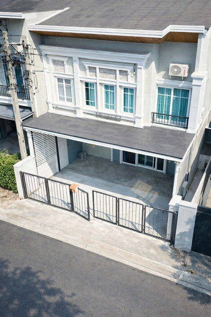 รูป นิคมอัญธานี เจโม 900 ม.4 นอน ม.ราม2 22ตร.ว. บางนา-สวนหลวง ทาวน์เฮาส์หัวมุม 2 ชั้น 3น้ำ 150 ตร.ม. เมกา บางนา เซ็นทรัล บางนา แยกทุ่งเศรษฐี - รูปที่ 1/8