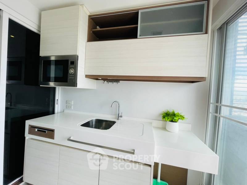 รูป คอนโด 1-ห้องนอน ที่ เดอะ รูม สาทร-ตากสิน ใกล้ BTS โพธิ์นิมิตร (ID 972731) - รูปที่ 7/10