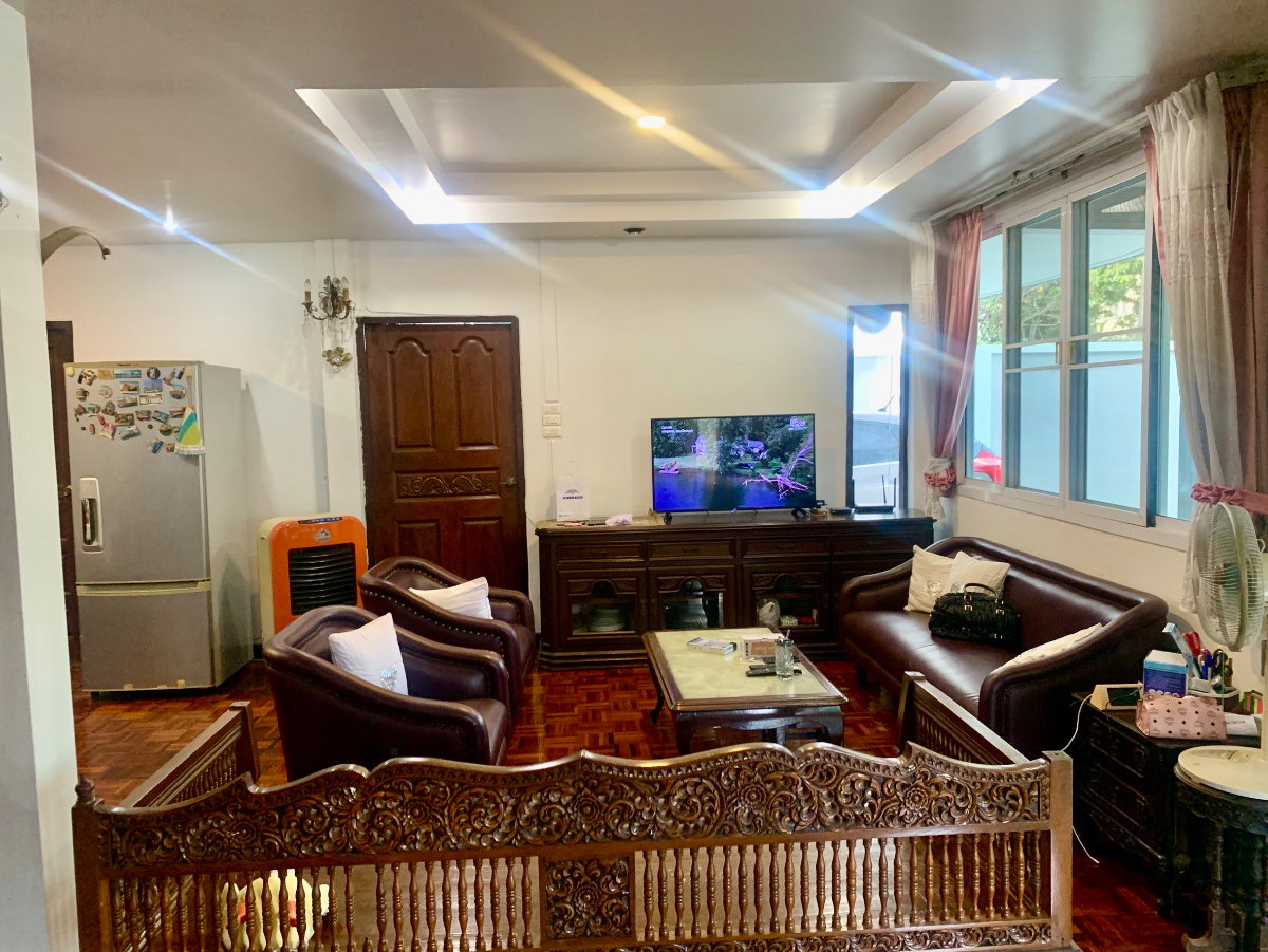 รูป ขายบ้านเดี่ยว 2 ชั้น อมรพันธ์ 9 เสนานิคม 1 ที่ดินใหญ่ 85 ตร.ว. รีโนเวทใหม่ ไม่มีค่าส่วนกลาง ใกล้ BTS เสนานิคม และ ม.เกษตรศาสตร์ - รูปที่ 16/40