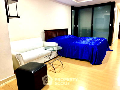 เช่าคอนโด สุขุมวิท 13 : คอนโด สตูดิโอ ที่ เดอะ เทรนดี้ คอนโดมิเนียม ใกล้ BTS นานา (ID 2801117)