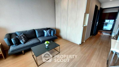 Condos for rent : Great Value 27th-Floor 1-BR At Sky Walk Residences BTS Phra Khanong (ID 2799640)