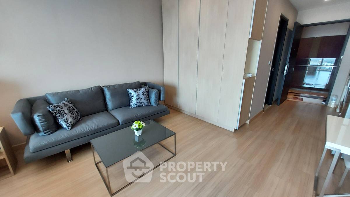 รูป คอนโด 1-ห้องนอน ที่ สกาย วอล์ค เรสซิเดนซ์ ใกล้ BTS พระโขนง (ID 2799640) - รูปที่ 1/7