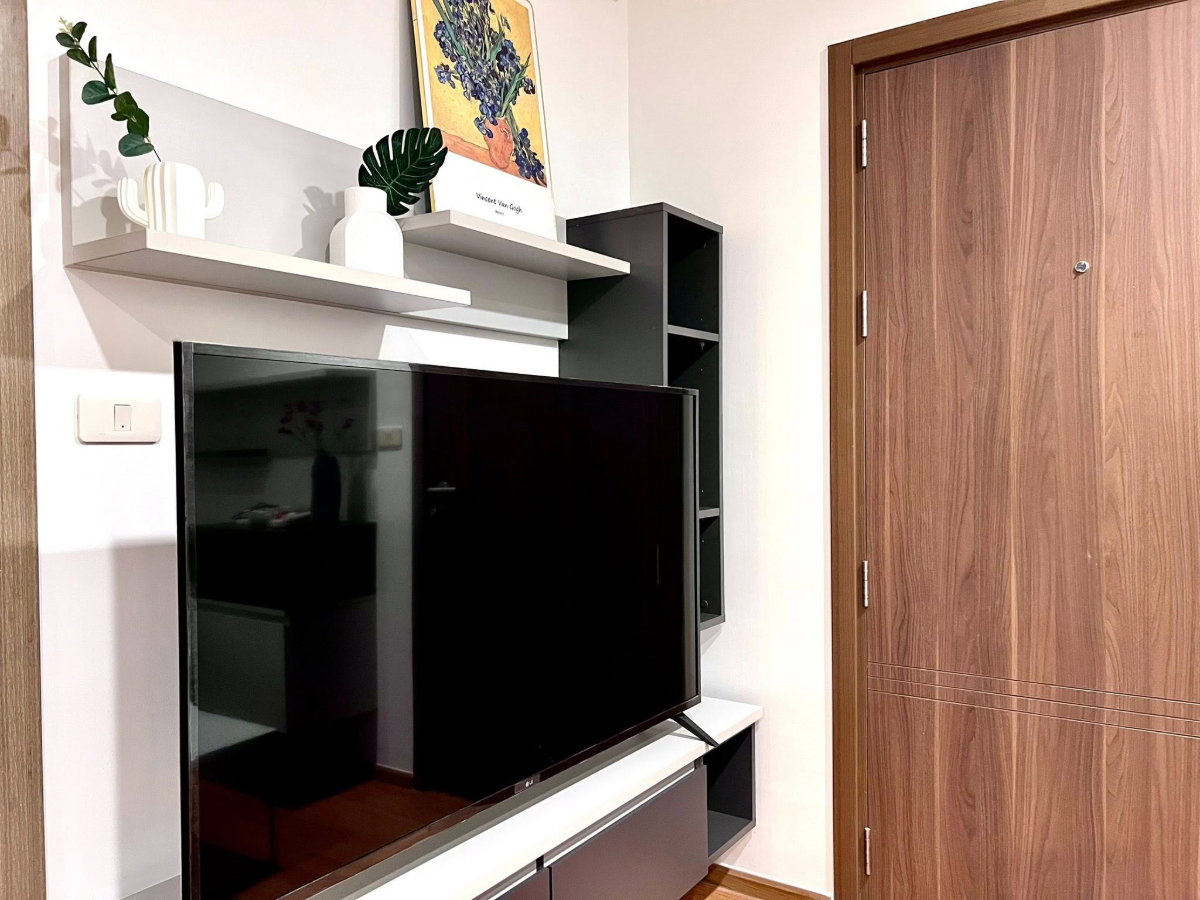 picture For   rent  The Base Sukhumvit 77  🔴🔴 - 4/18