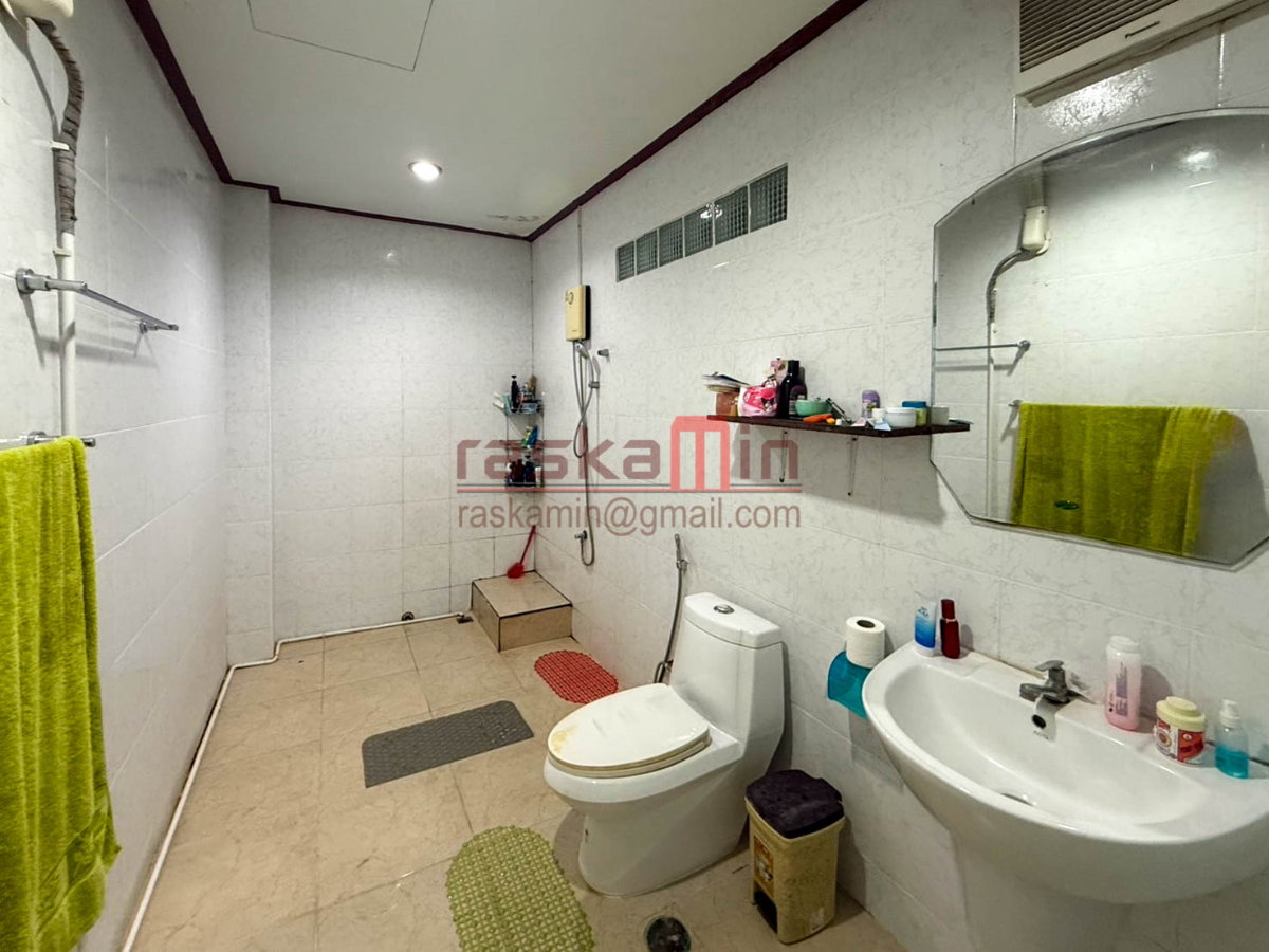 รูป บ้าน 6 ห้องนอน เหมาะครอบครัวใหญ่ - รูปที่ 12/24