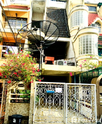 เช่าทาวน์โฮม กรุงเทพมหานคร : ทาวน์เฮ้าส์ให้เช่า 3 ห้องนอน ใน คลองเตย, กรุงเทพมหานคร 225744