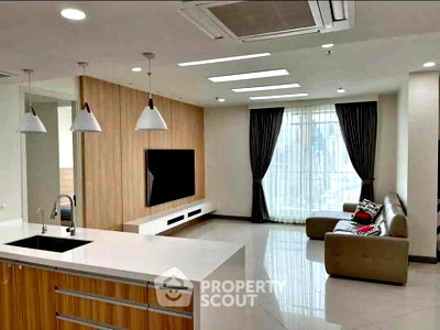 Condos for rent : 30th-Floor 3-BR 183 Sqm Condo At The Empire Place, 400m to BTS Saint Louis (ID 2809183)