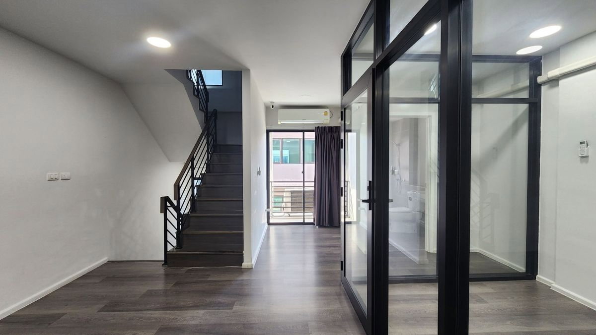 รูป WS7145 🏢 ให้เช่า Home Office โครงการ CASCADE Bangna ใกล้ Mega Bangna 🏬🛍️ เพียง 80,000 บาท/เดือน - รูปที่ 8/17