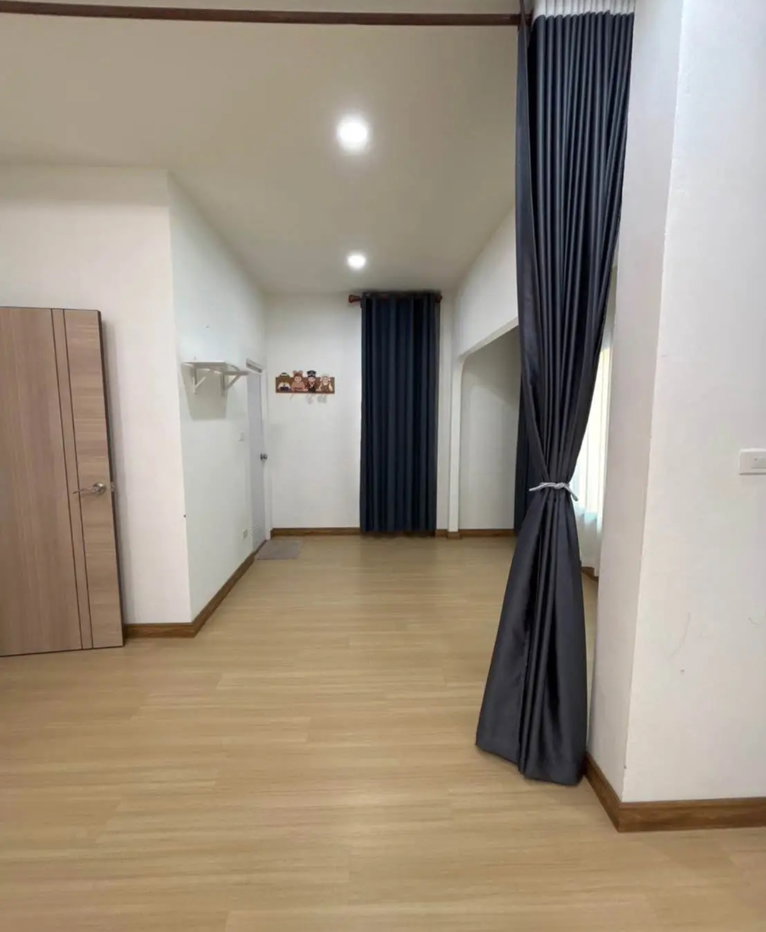 picture Nice House for rent 4 bedroom prime area - 13/19