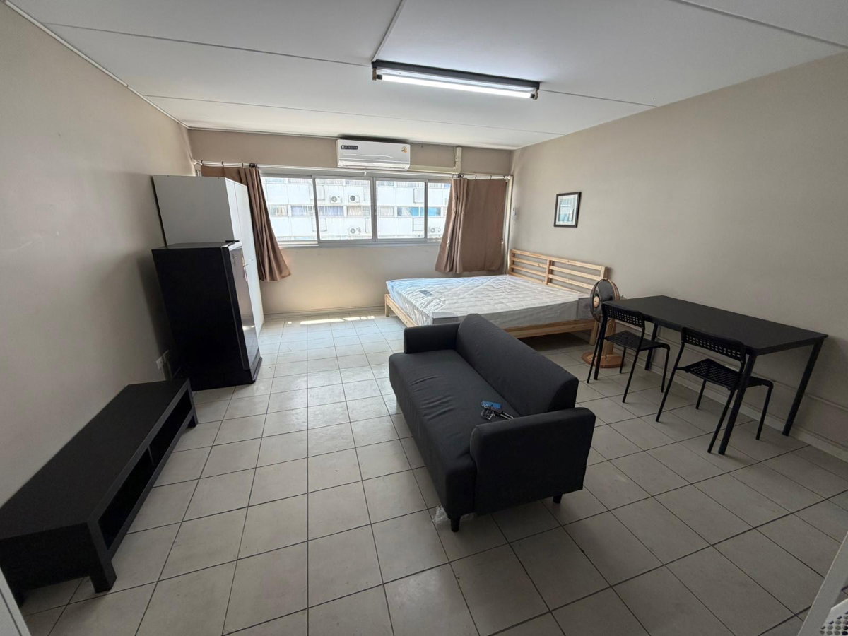 picture Poppular condo muangthongtani c8 floor5 - 2/4