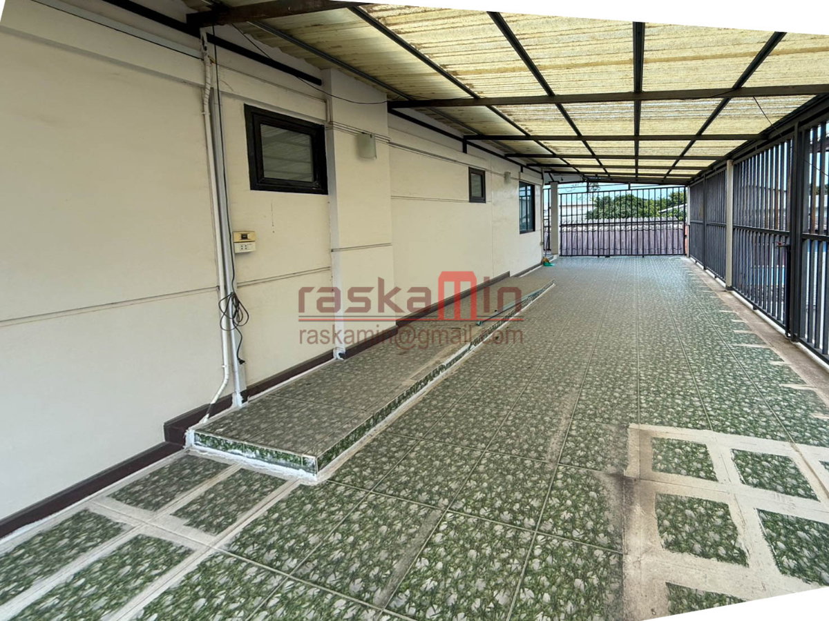 รูป บ้าน 6 ห้องนอน เหมาะครอบครัวใหญ่ - รูปที่ 23/24