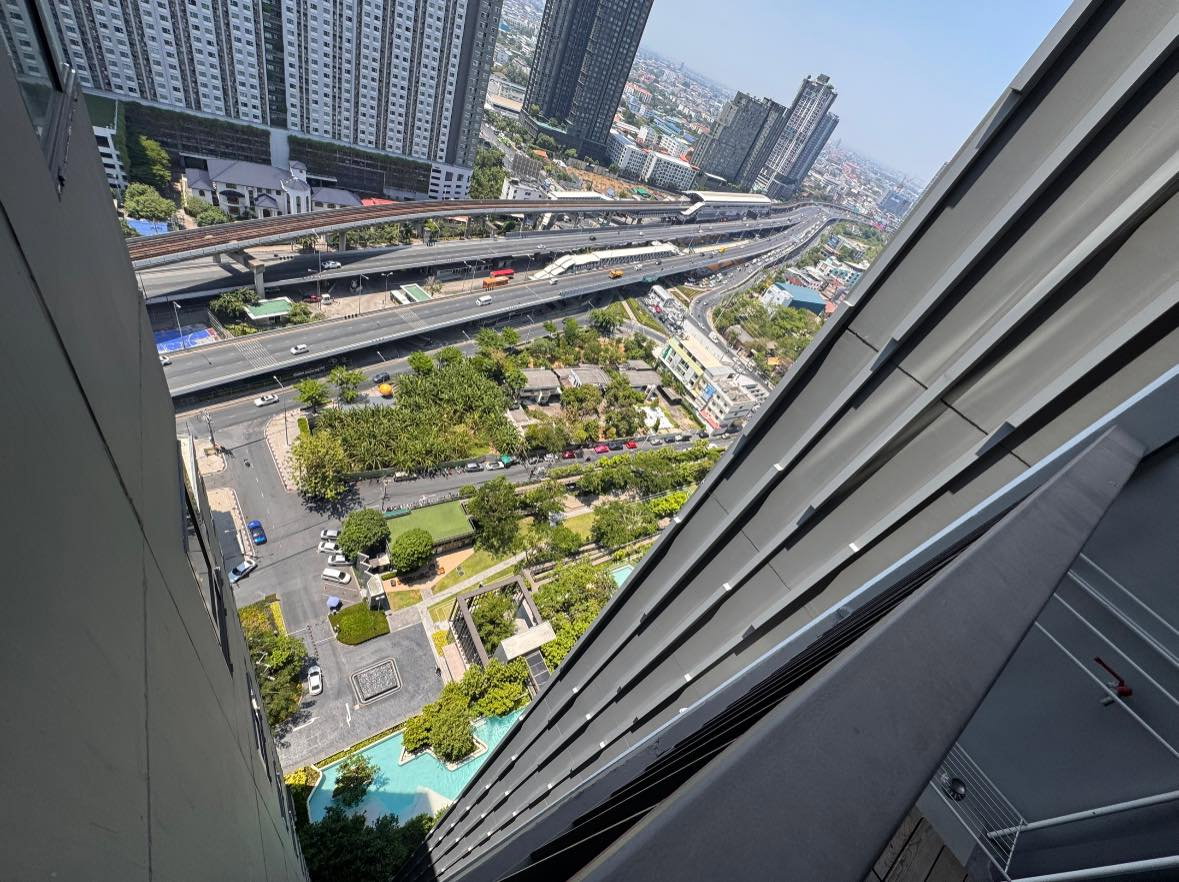 รูป  Life Sathorn Sierra ห้องสวย ราคาดี สอบถามเพิ่มเติมได้ที่ Line @condorental - รูปที่ 8/10