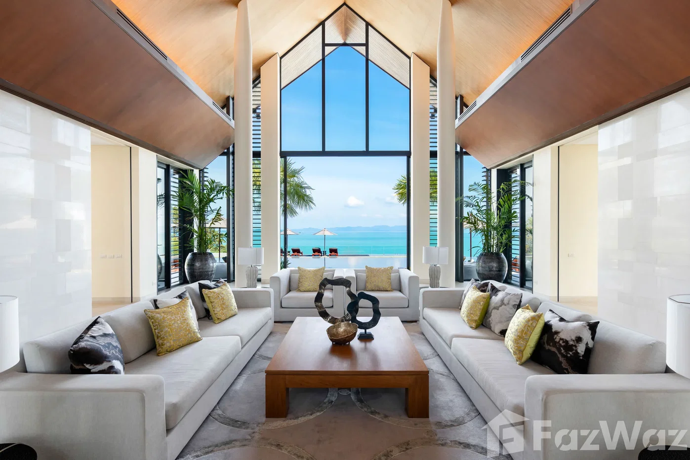 picture 10 Bedroom oceanfront villa 6189681 - 2/48
