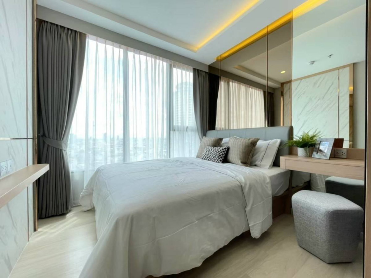 รูป Knightsbridge Prime Sathorn【𝐒𝐄𝐋𝐋 & 𝐑𝐄𝐍𝐓】🔥ดีไซน์หรูเข้ม เฟอร์พรีเมียม บิ้วอินเนี้ยบ พร้อมส่วนกลางระดับบน🔥 ติดต่อไลน์ไอดี: @hacondo - รูปที่ 4/10