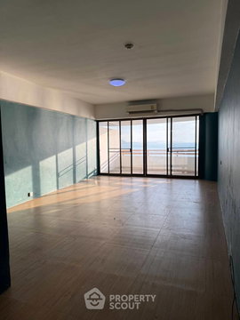 Studio Condo at Sunshine Beach Condotel close to Pattaya (ID 2692533)