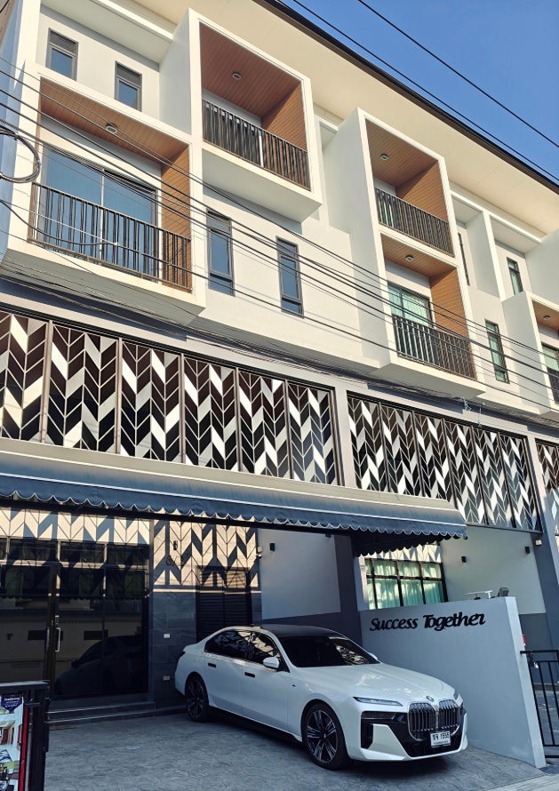 รูป หลังมุม  เช่าโฮมออฟฟิศ   ไดมอนด์ วิลล์ โชคชัย 4 Diamond Ville Chokchai 4 - รูปที่ 14/14