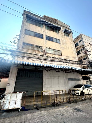 อาคารพาณิชย์ให้เช่า : เช่าตึกแถว 5 ชั้น 2คูหา ห้องมุม ซอย อินทามระ 26 รัชดาภิเษก 