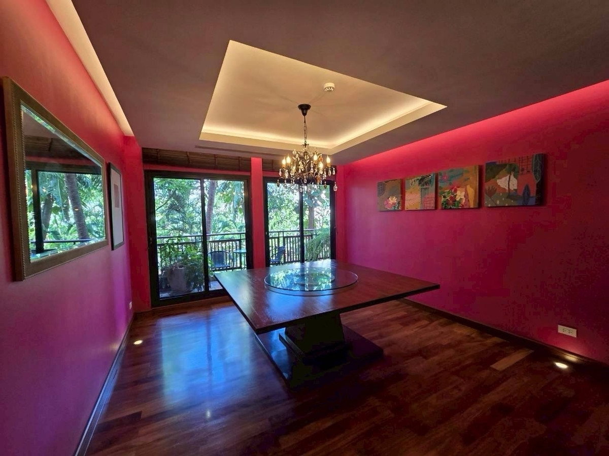 รูป Supreme Residence (สุพรีม เรสซิเด้นซ์)   พื้นที่ใช้สอยกว่า 400 ตร.ม. 3 ห้องนอน 3 ห้องน้ำ  - รูปที่ 27/45