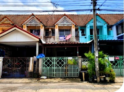 ทาวน์โฮม ถนนศรีนครินทร์-ร่มเกล้า : BP00303 ขายทาวน์เฮ้าส์ หมู่บ้านพูนสินธานี แขวงคลองสองต้นนุ่น เขตลาดกระบัง จังหวัดกรุงเทพมหานคร
