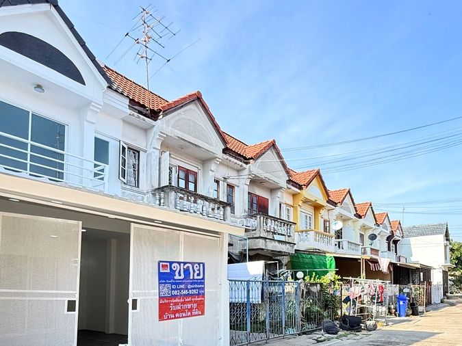 2-bed townhouse for sale, 100 sqm, 18 sq wah, Baan Suksan 6