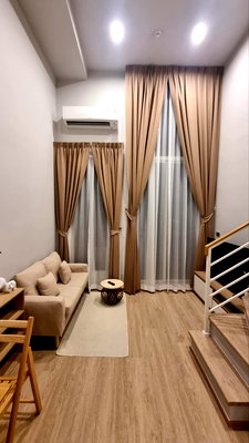 Condos for rent : Culture Chula【𝐒𝐄𝐋𝐋 & 𝐑𝐄𝐍𝐓】🔥Earth tone room with complete furnishings, well-designed workspace.🔥 Contact Line ID: @hacondo