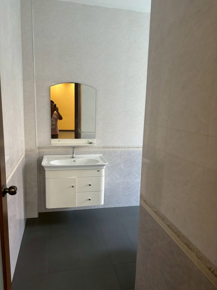 รูป ขายบ้านเดี่ยว 2 ชั้น หลังใหญ่ พื้นที่เยอะ ศรีราชา ชลบุรี ใกล้นิคมปิ่นทอง - รูปที่ 11/25