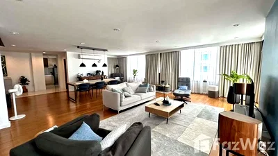 Condos for rent : The Emporio Place 6189780