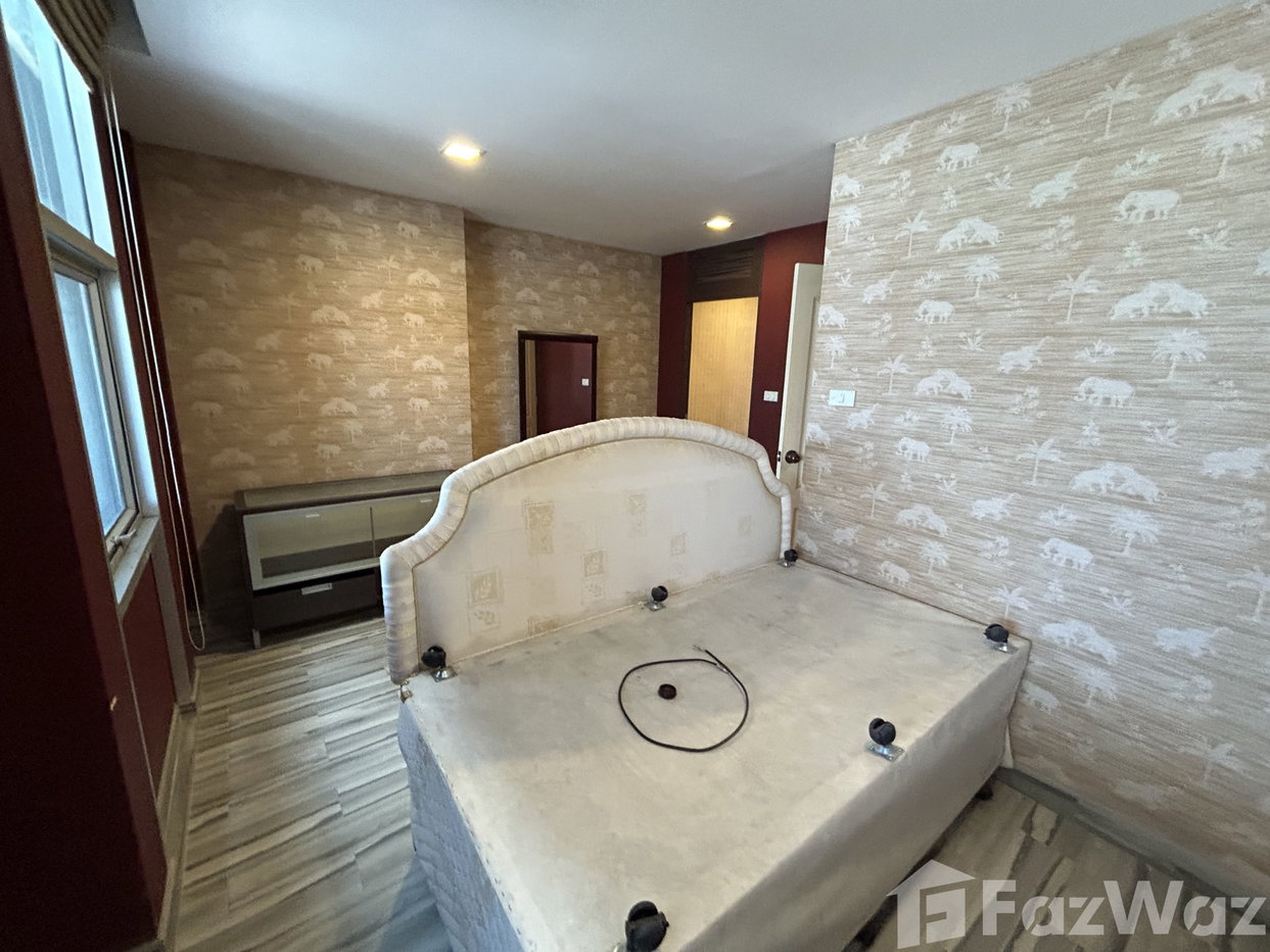 picture Secure Your Dream Home: La Maison Phaholyothin 24 1165134 - 18/32