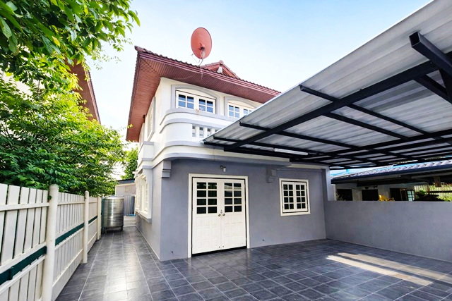 รูป ใกล้บิ๊กซีวัชรพล 600 ม. โลตัสวัชรพล 800 ม. พื้นที่ 36 ตร.ว. พื้นที่ใช้สอย 184 ตร.ม. ห้าแยกวัชรพล บ้านเดี่ยว 3 ห้องนอน 3 ห้องน้ำ - รูปที่ 7/8