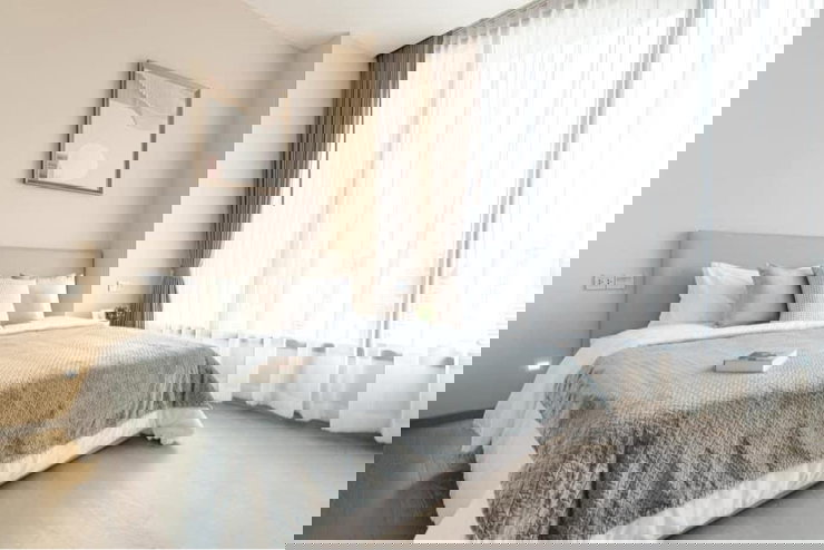 picture ADD line id : @cutecondo available to touring please make appointment here - 11/16