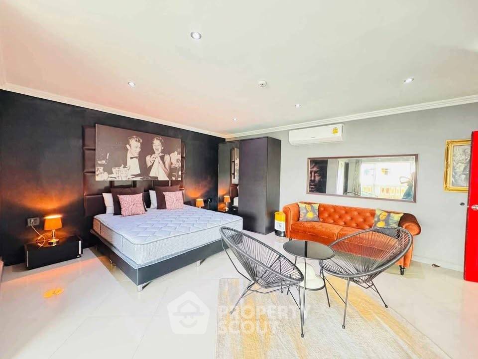 รูป คอนโด 2-ห้องนอน ที่ เอคเซคคิวทิฟ เรสซิเดนซ์1 พระตำหนัก ใกล้ ถนนพระตำหนัก พัทยา (ID 2807766) - รูปที่ 13/19